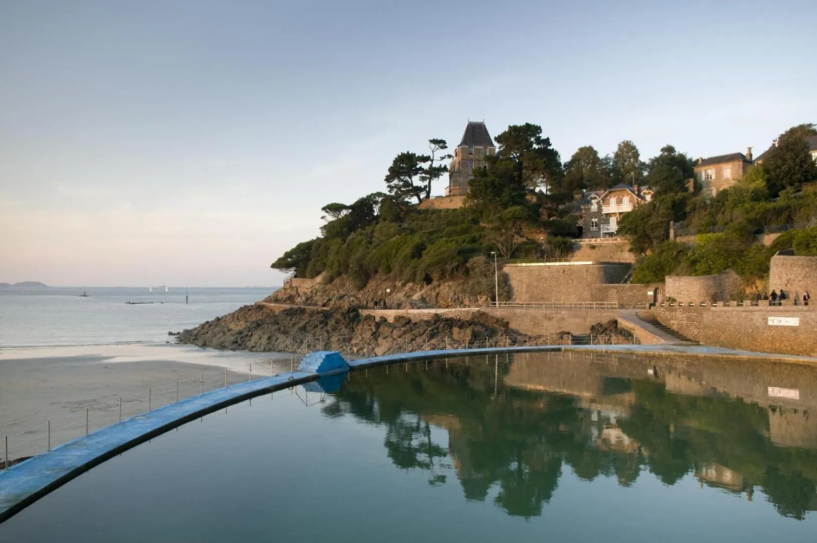 בית נופש Beaussais Sur Mer La P'Tite Maison